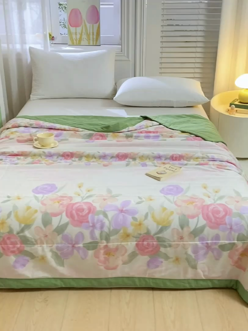 91家纺网 家纺一手货源 找家纺 锦鹭被业 2025新款A类里外全棉印花夏被 繁花邂逅