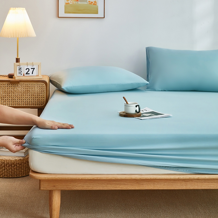 91家纺网 家纺一手货源 找家纺 艾橙家纺 2025新款正宗133x72喷气织造全棉纯棉纯色床笠三件套 梵星蓝