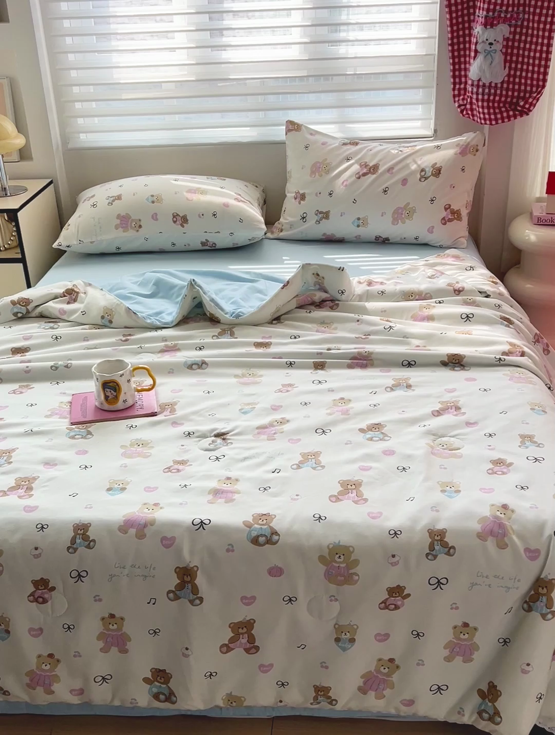 91家纺网 家纺一手货源 找家纺 妖妖家纺2025新款糯糯夏凉被四件套夏凉被空调被 奶萌小熊