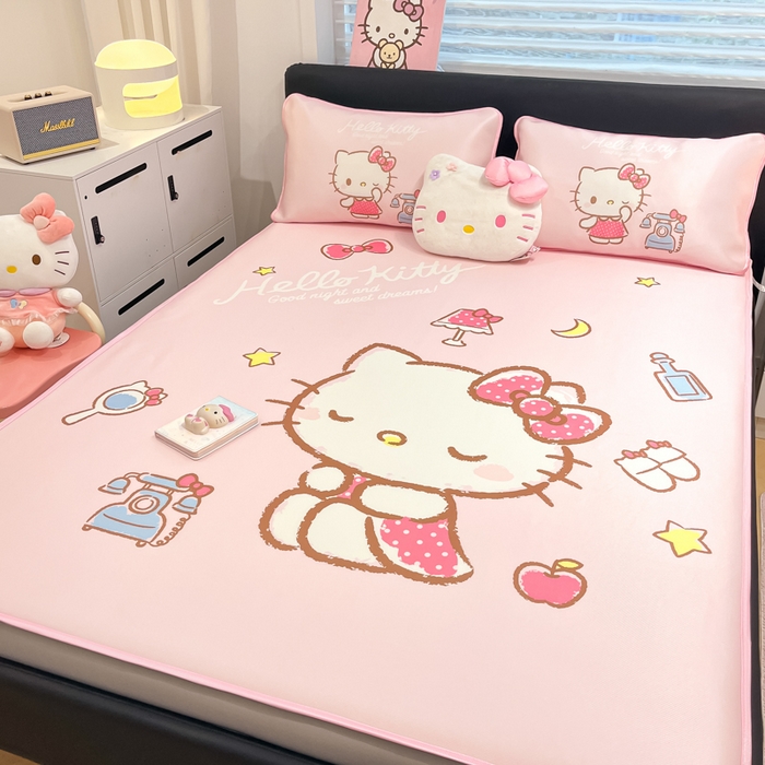 91家纺网 家纺一手货源 找家纺 暮思家居 2025新款正版授权A类大版数码印花三丽鸥可机洗1200D冰丝凉席可组合针织棉夏被四件套床笠款 床笠款-晚安KT