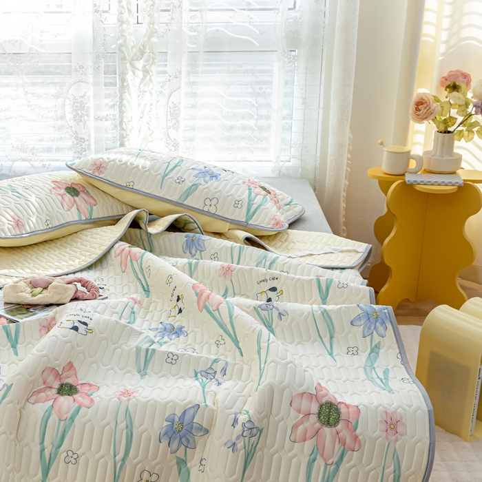 91家纺网 家纺一手货源 找家纺 默忆 2025新款凉感丝印花乳胶凉席 花开曼舞