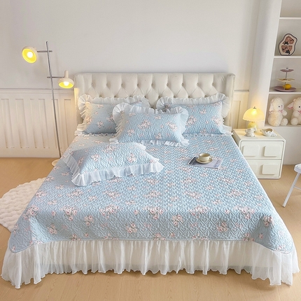 91家纺网 家纺一手货源 找家纺 宜凡家纺2025新款雪纺花边印花夹棉床盖三件套 江南 蓝
