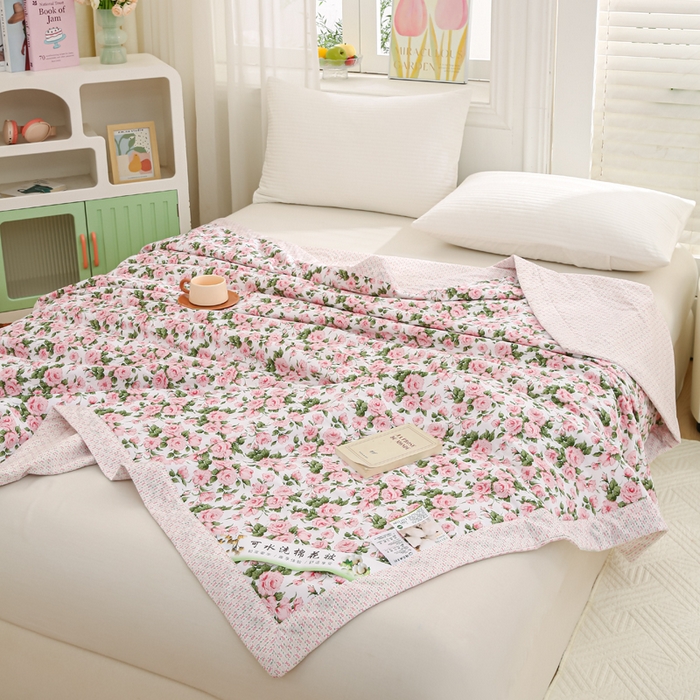 91家纺网 家纺一手货源 找家纺 锦鹭被业 2025新款A类里外全棉印花夏被 萱花粉