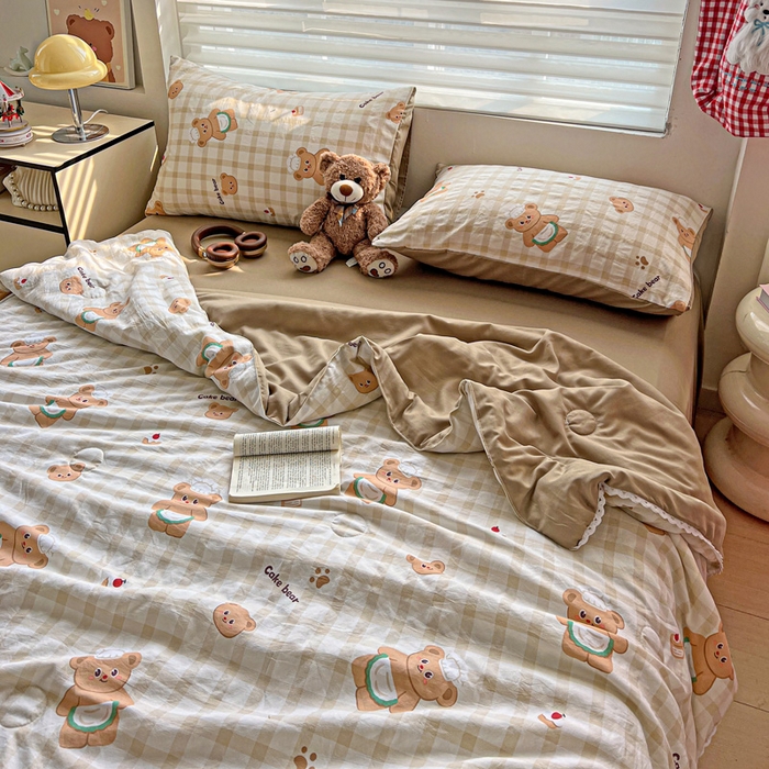 91家纺网 家纺一手货源 找家纺 妖妖家纺2025新款糯糯夏凉被四件套夏凉被空调被 厨师小熊