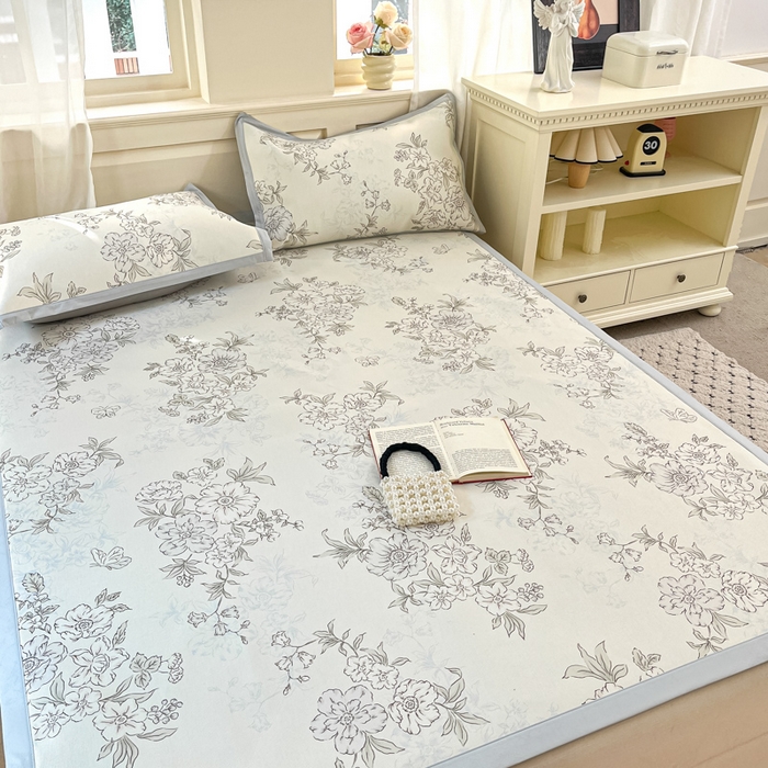 91家纺网 家纺一手货源 找家纺 绒艺席业 2025新款600D冰丝印花数码印花冰藤席赫本风系列 一杯清茶