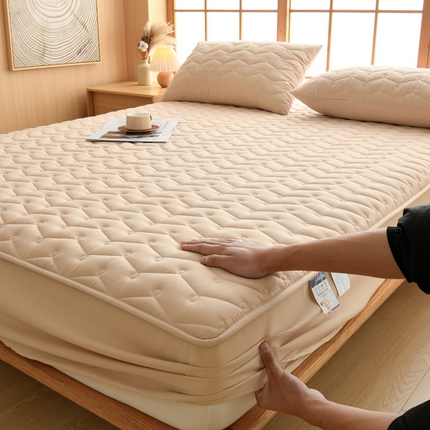 91家纺网 家纺一手货源 找家纺 （总）乐逸家纺 2025新款防水波浪夹棉床笠