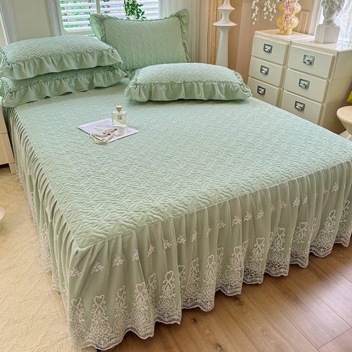 91家纺网 家纺一手货源 找家纺 花香四季家纺 2025新款夹棉绗缝床裙单件三件套法式四件套套件蕾丝公主风 绿色