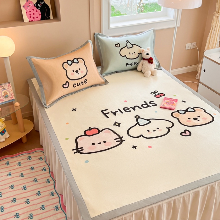 91家纺网 家纺一手货源 找家纺 慕尚2025新款大板卡通冰丝席三件套 3个好朋友