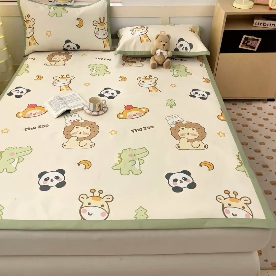 91家纺网 家纺一手货源 找家纺 绒艺席业 2025新款600D冰丝印花数码印花冰藤席卡通小清新系列 动物派对