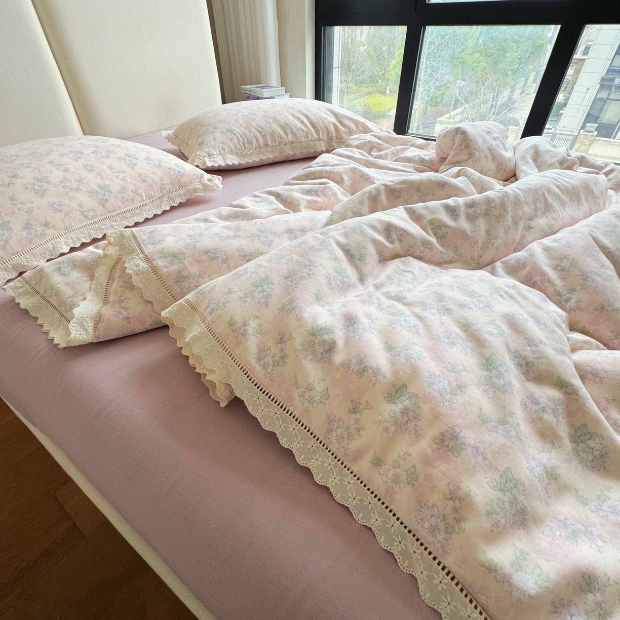 91家纺网 家纺一手货源 找家纺 8+8 （花型持续更新中）2025新款全棉双层纱镂空花边/皱皱花边四件套  妮卡