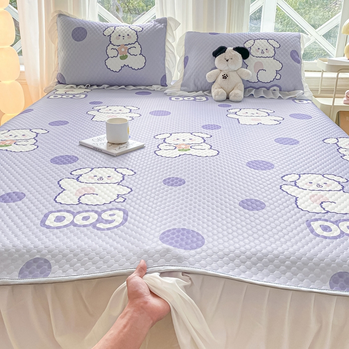 91家纺网 家纺一手货源 找家纺 康纳利2025新款A类冰豆豆床裙款凉席夏被四件套凉感丝空调被送买家秀 波点狗