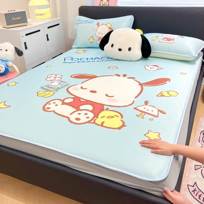 91家纺网 家纺一手货源 找家纺 暮思家居 2025新款正版授权A类大版数码印花三丽鸥可机洗1200D冰丝凉席可组合针织棉夏被四件套床笠款 床笠款-呆萌帕恰狗