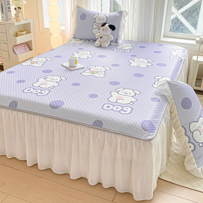 91家纺网 家纺一手货源 找家纺 康纳利2025新款A类冰豆豆床裙款凉席夏被四件套凉感丝空调被送买家秀 波点狗