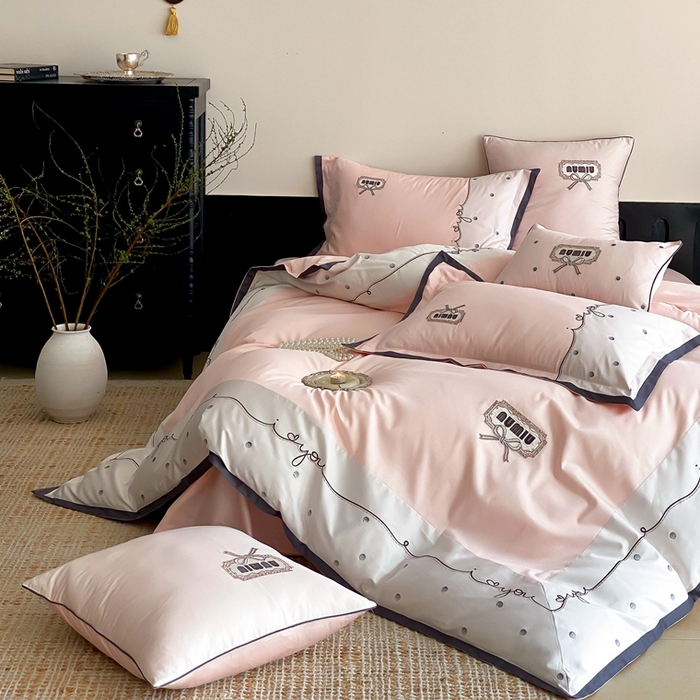 91家纺网 家纺一手货源 找家纺 （总）品家居2025新款高支高密贡缎长绒棉四件套-觅