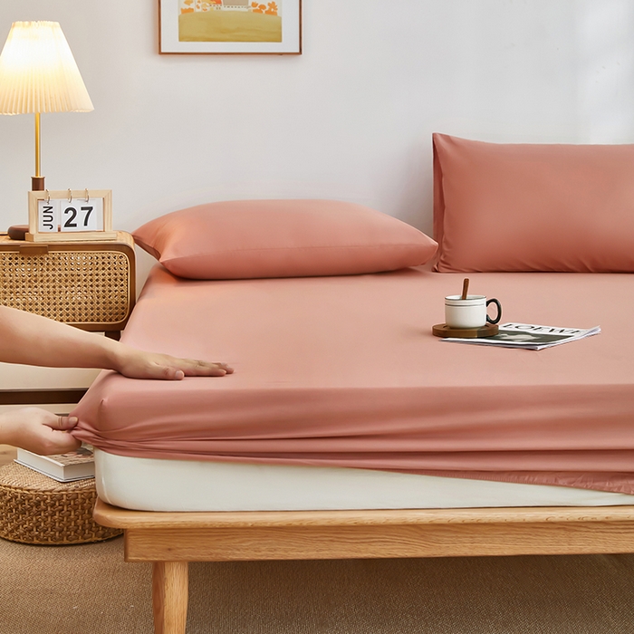 91家纺网 家纺一手货源 找家纺 艾橙家纺 2025新款正宗133x72喷气织造全棉纯棉纯色床笠三件套 豆沙