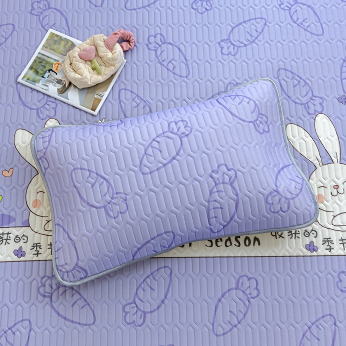 91家纺网 家纺一手货源 找家纺 默忆 2025新款凉感丝印花乳胶凉席 开心派对