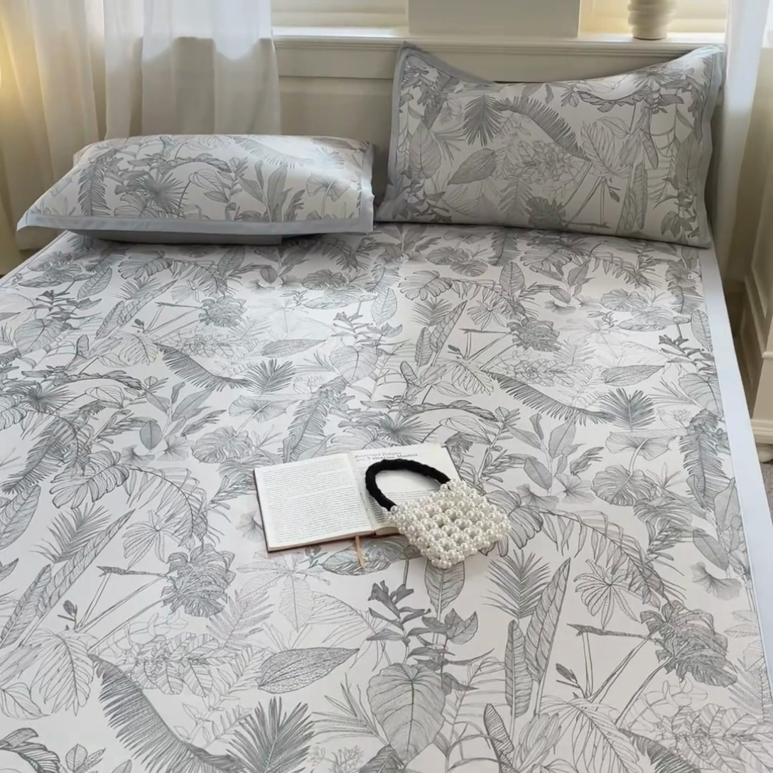 91家纺网 家纺一手货源 找家纺 绒艺席业 2025新款600D冰丝印花数码印花冰藤席赫本风系列 半暮之梦