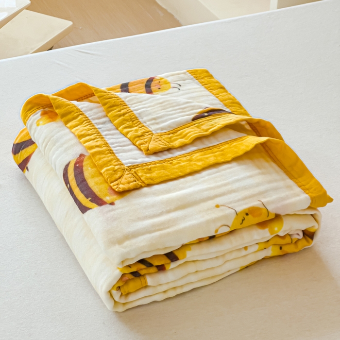 91家纺网 家纺一手货源 找家纺 乐家毛巾被2025新款全棉六层一体超柔泡泡纱多功能毯 小蜜蜂