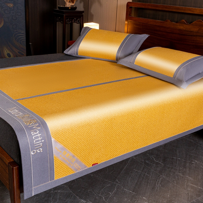 91家纺网 家纺一手货源 找家纺 卡罗兰 2025新款藤席凉席三件套床单床笠黄金藤系列 黄金藤小麦黄-床席