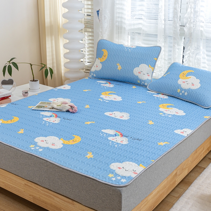 91家纺网 家纺一手货源 找家纺 默忆 2025新款凉感丝印花乳胶凉席 可爱云朵