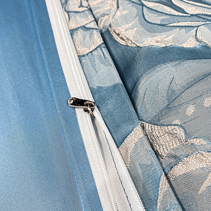 91家纺网 家纺一手货源 找家纺 （总）富宁2025新款浮雕金丝提花刺绣夏被四件套-恋花