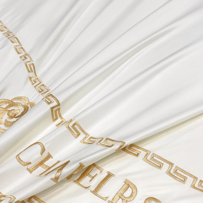 91家纺网 家纺一手货源 找家纺 富宁2025新款浮雕金丝提花刺绣四件套-恋花 清冷白