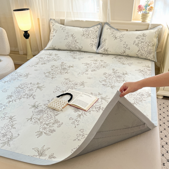 91家纺网 家纺一手货源 找家纺 绒艺席业 2025新款600D冰丝印花数码印花冰藤席赫本风系列 一杯清茶