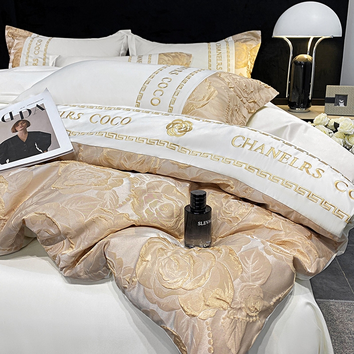 91家纺网 家纺一手货源 找家纺 富宁2025新款浮雕金丝提花刺绣四件套-恋花 清冷白