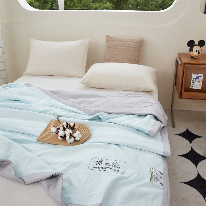 91家纺网 家纺一手货源 找家纺 芊梵 2025新款针织棉花夏被手包边单凉被空调被 棉朵-蓝