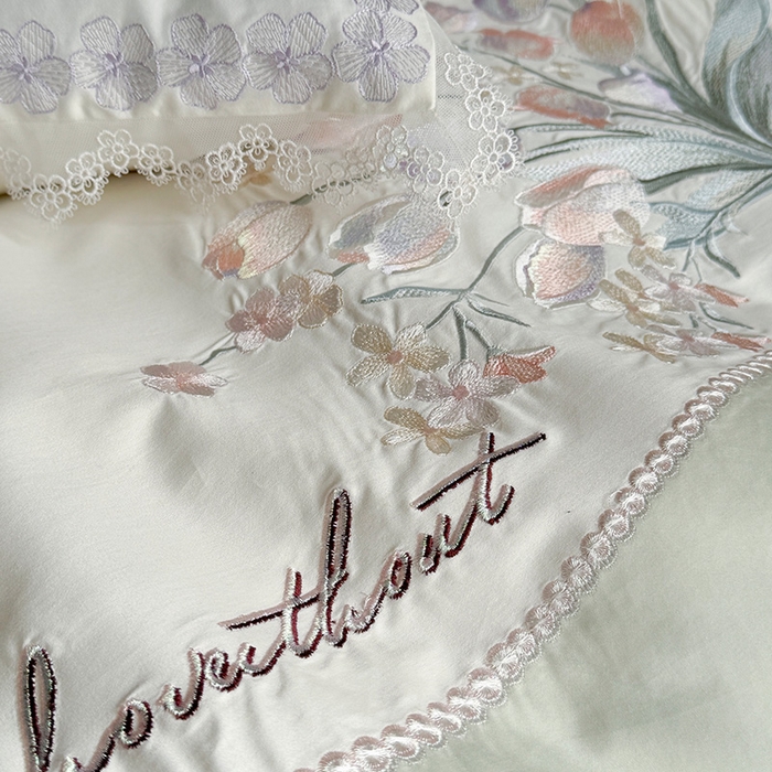 91家纺网 家纺一手货源 找家纺 优悦生活馆 2025新款全棉新疆长绒棉四件套-鸢尾花畔 控价 鸢尾花畔-夏至绿