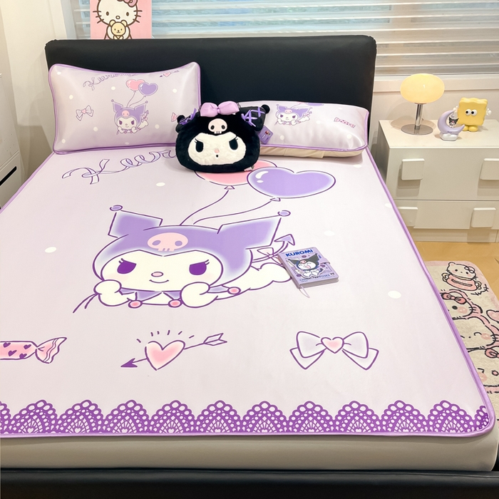 91家纺网 家纺一手货源 找家纺 暮思家居 2025新款正版授权A类大版数码印花三丽鸥可机洗1200D冰丝凉席可组合针织棉夏被四件套床笠款 床笠款-梦想库洛米