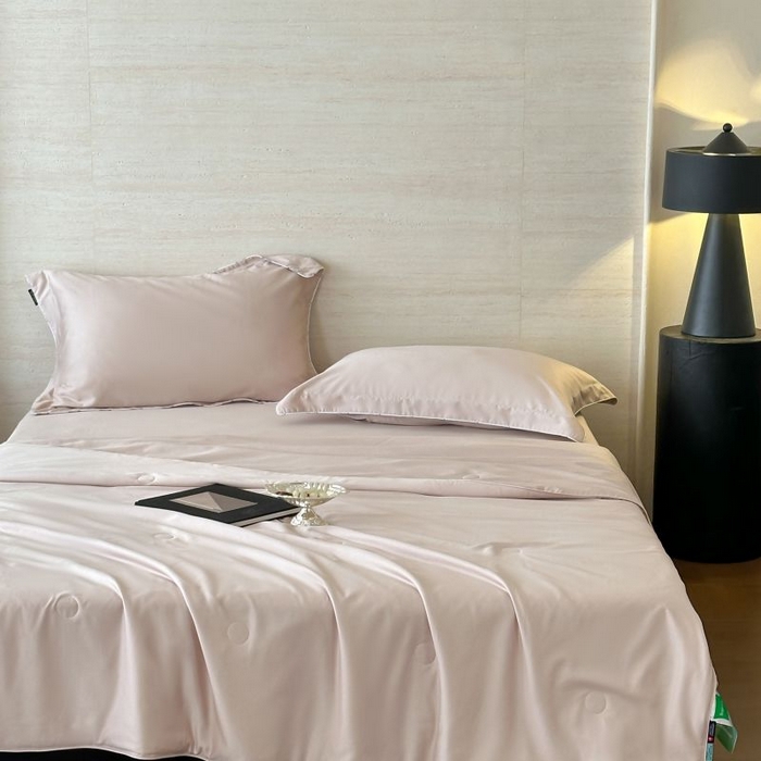 91家纺网 家纺一手货源 找家纺 茧羽世家 2025天丝纯色床笠夏被被子如丝系列 如丝 魅影粉