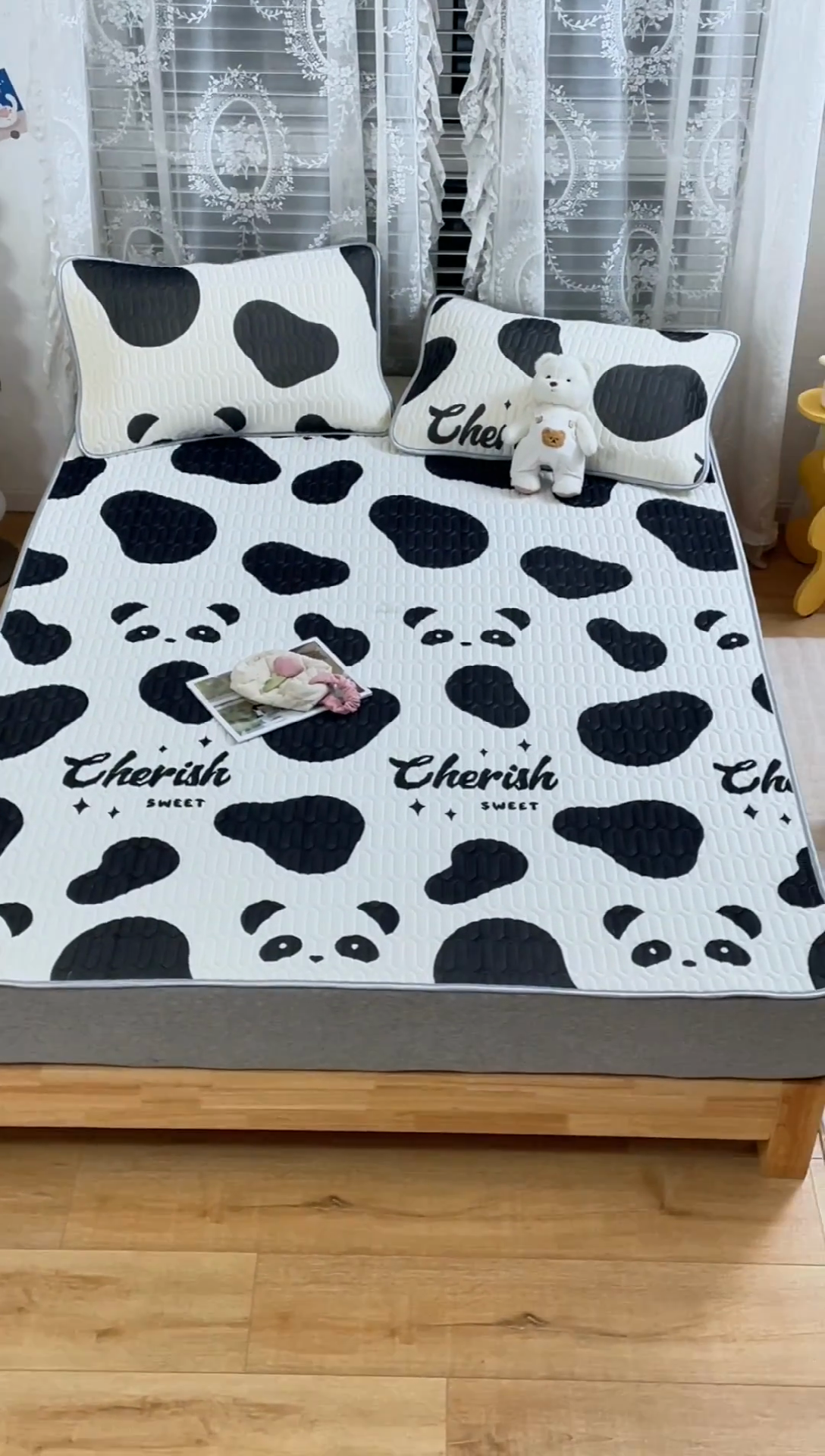 91家纺网 家纺一手货源 找家纺 默忆 2025新款凉感丝印花乳胶凉席 快乐熊猫