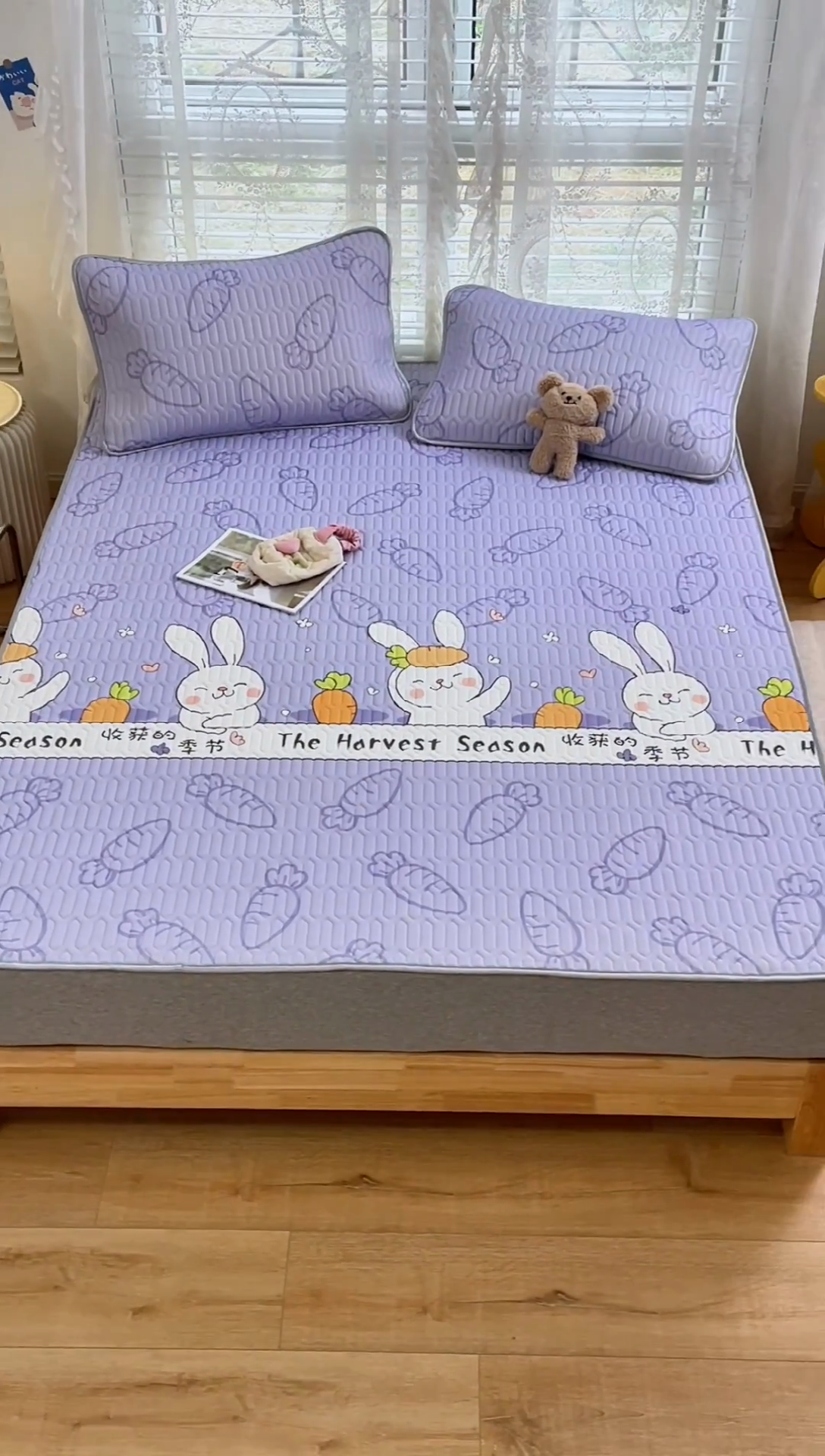 91家纺网 家纺一手货源 找家纺 默忆 2025新款凉感丝印花乳胶凉席 开心派对