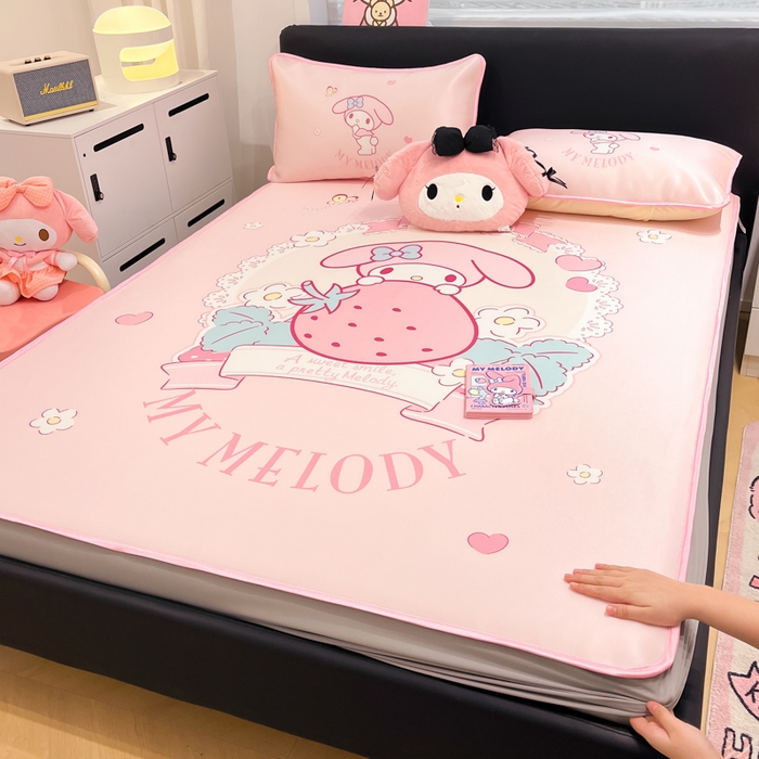 91家纺网 家纺一手货源 找家纺 暮思家居 2025新款正版授权A类大版数码印花三丽鸥可机洗1200D冰丝凉席可组合针织棉夏被四件套床笠款 床笠款-粉兔美乐蒂