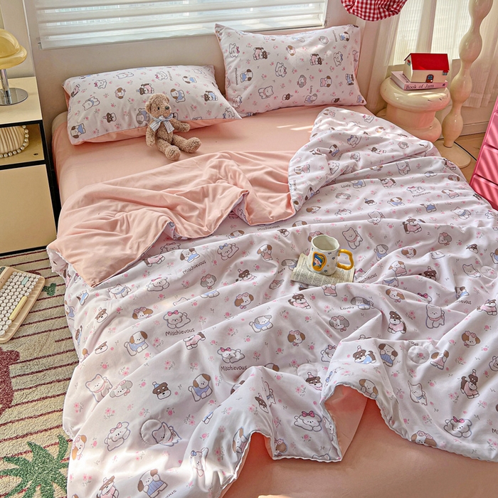 91家纺网 家纺一手货源 找家纺 妖妖家纺2025新款糯糯夏凉被四件套夏凉被空调被 狗狗乐园