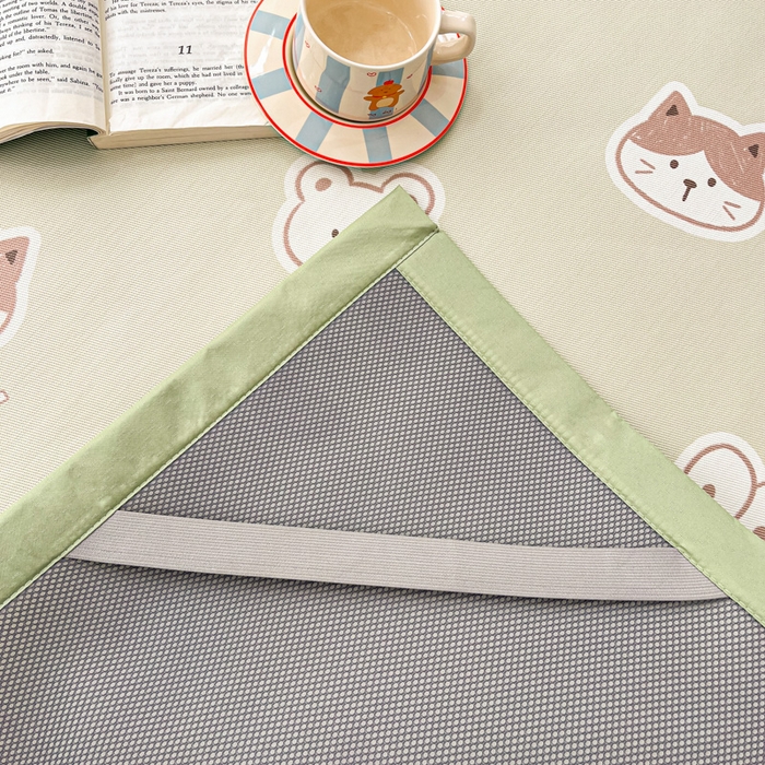 91家纺网 家纺一手货源 找家纺 绒艺席业 2025新款600D冰丝印花数码印花冰藤席卡通小清新系列 可爱三小只