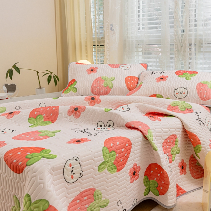 91家纺网 家纺一手货源 找家纺 默忆 2025新款凉感丝印花乳胶凉席 草莓兔