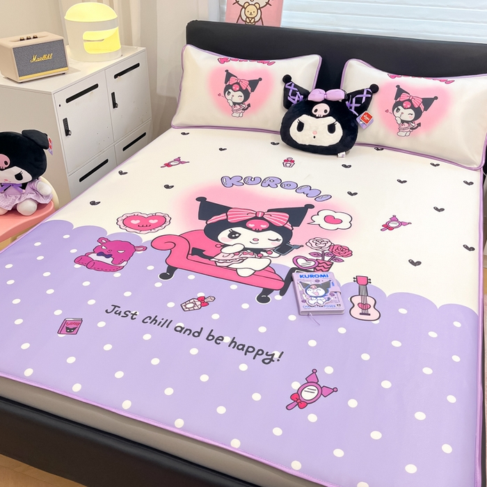 91家纺网 家纺一手货源 找家纺 暮思家居 2025新款正版授权A类大版数码印花三丽鸥可机洗1200D冰丝凉席可组合针织棉夏被四件套床笠款 床笠款-美妆库洛米