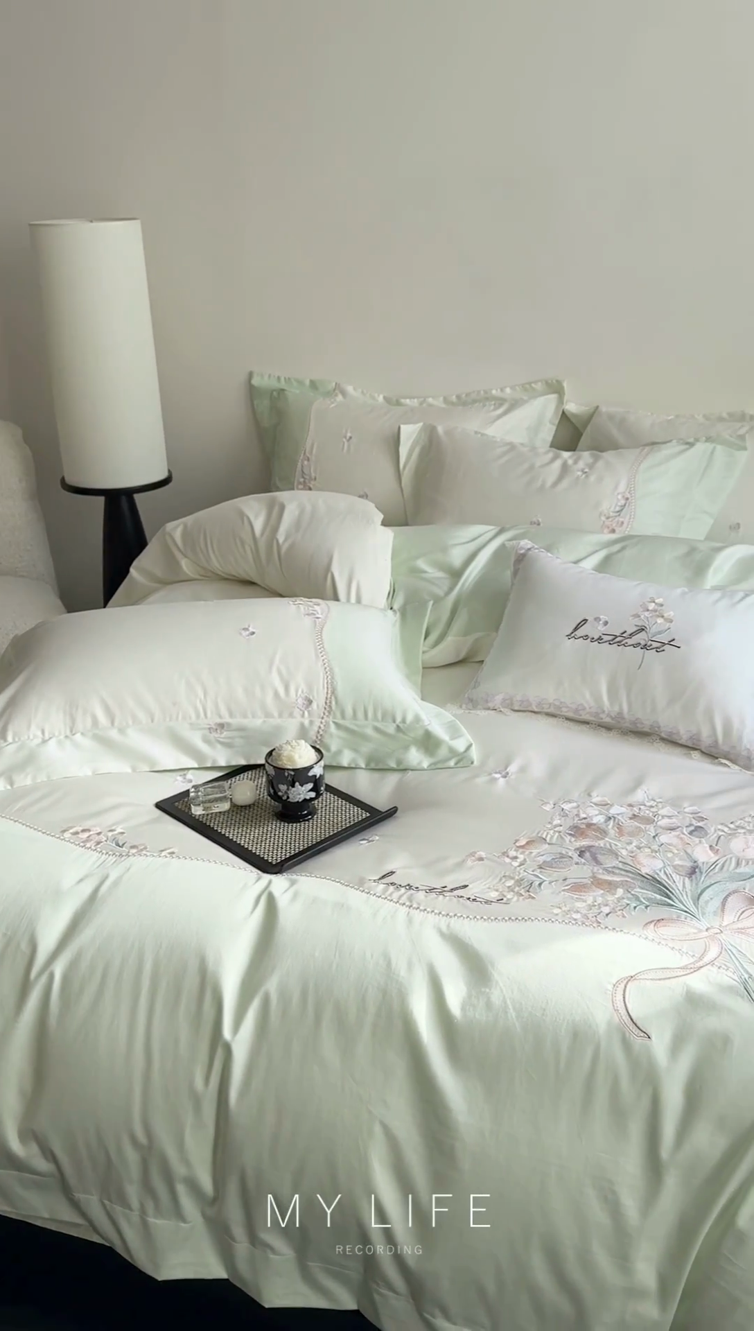 91家纺网 家纺一手货源 找家纺 优悦生活馆 2025新款全棉新疆长绒棉四件套-鸢尾花畔 控价 鸢尾花畔-夏至绿