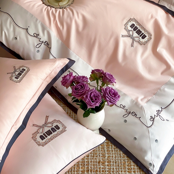 91家纺网 家纺一手货源 找家纺 （总）品家居2025新款高支高密贡缎长绒棉四件套-觅