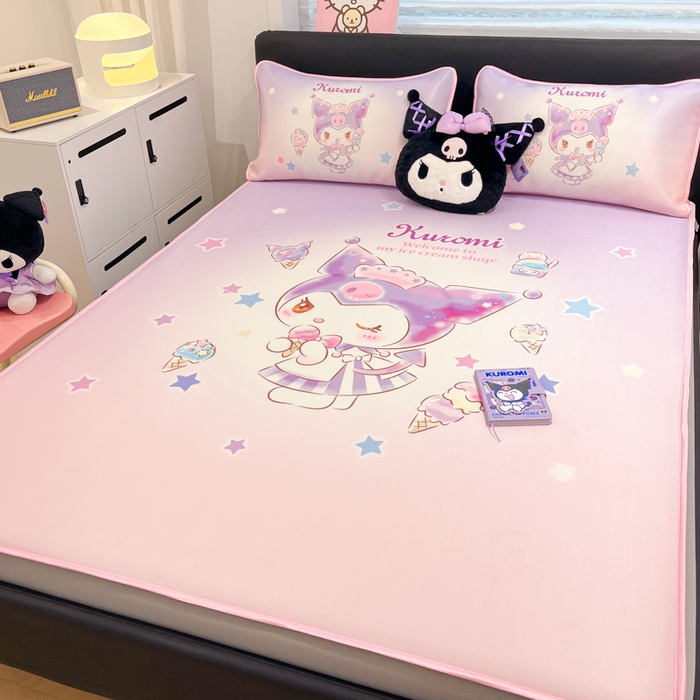 91家纺网 家纺一手货源 找家纺 暮思家居 2025新款正版授权A类大版数码印花三丽鸥可机洗1200D冰丝凉席可组合针织棉夏被四件套床笠款 床笠款-炫彩库洛米