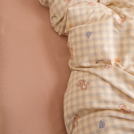 91家纺网 家纺一手货源 找家纺 梦庭帛美 2025新款有氧针织双层纱ab版四件套 熊先生