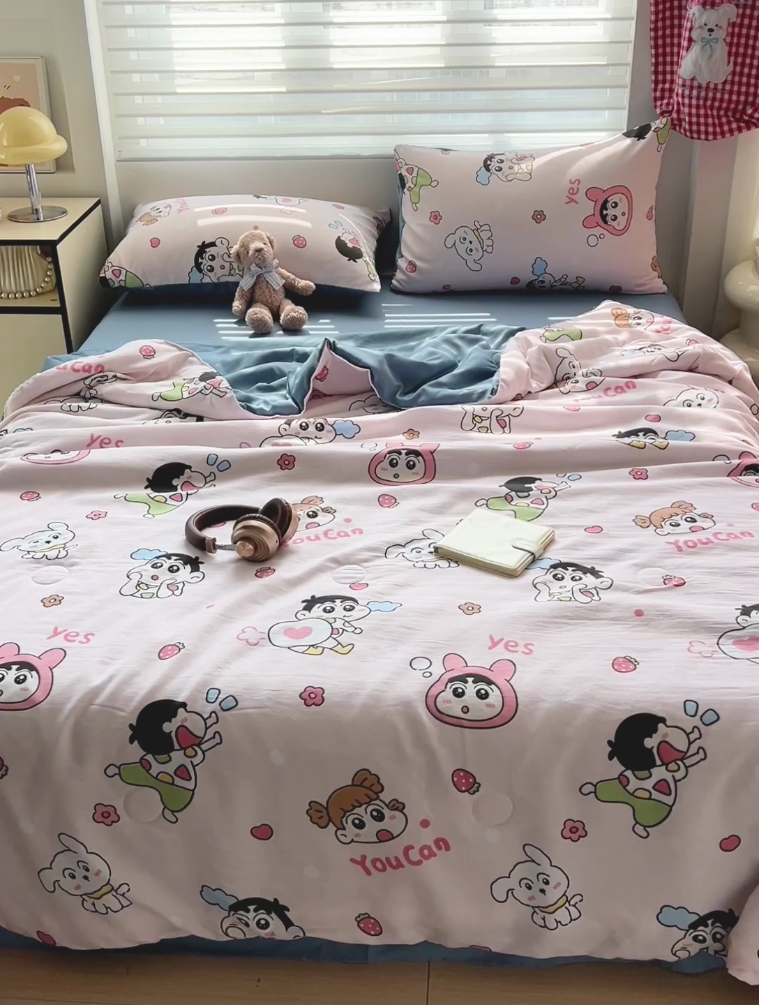 91家纺网 家纺一手货源 找家纺 妖妖家纺2025新款糯糯夏凉被四件套夏凉被空调被 开心小新