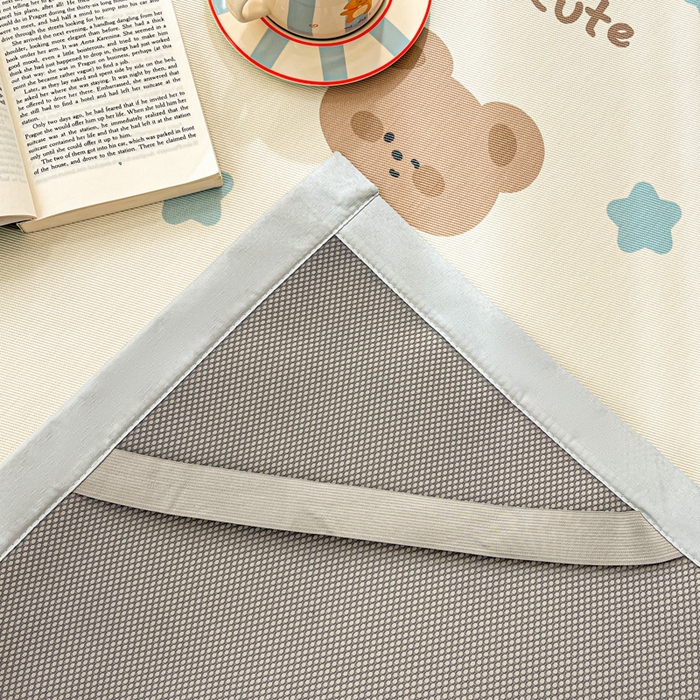 91家纺网 家纺一手货源 找家纺 绒艺席业 2025新款600D冰丝印花数码印花冰藤席卡通小清新系列 星星熊