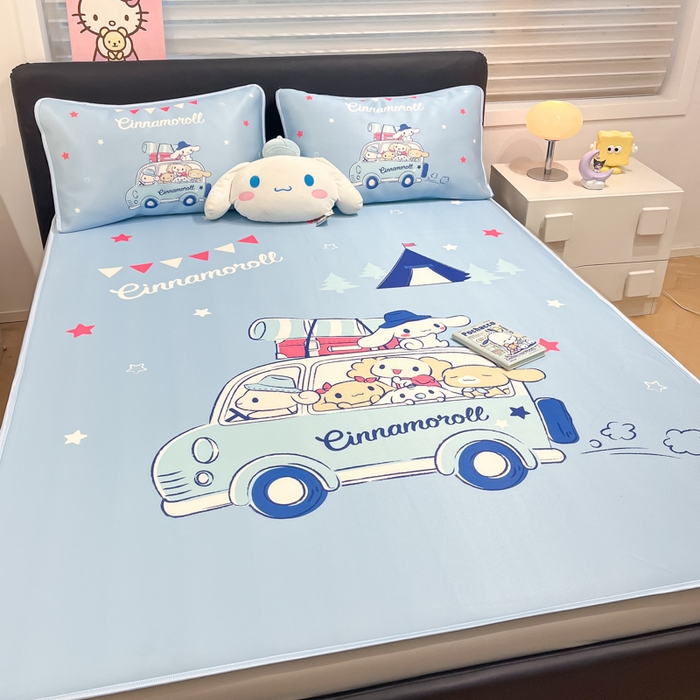 91家纺网 家纺一手货源 找家纺 暮思家居 2025新款正版授权A类大版数码印花三丽鸥可机洗1200D冰丝凉席可组合针织棉夏被四件套床笠款 床笠款-伙伴玉桂狗