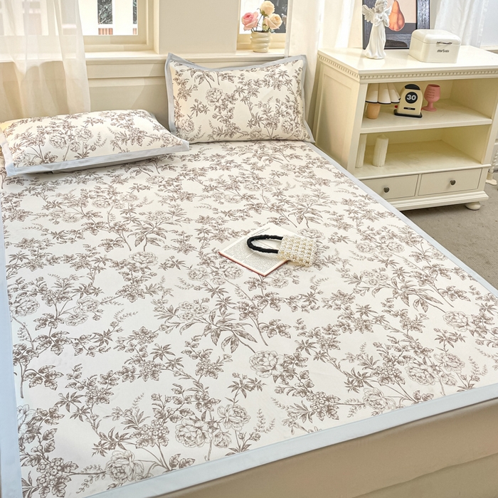 91家纺网 家纺一手货源 找家纺 绒艺席业 2025新款600D冰丝印花数码印花冰藤席赫本风系列 伊甸园