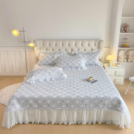 91家纺网 家纺一手货源 找家纺 （总）宜凡家纺2025新款雪纺花边印花夹棉床盖三件套