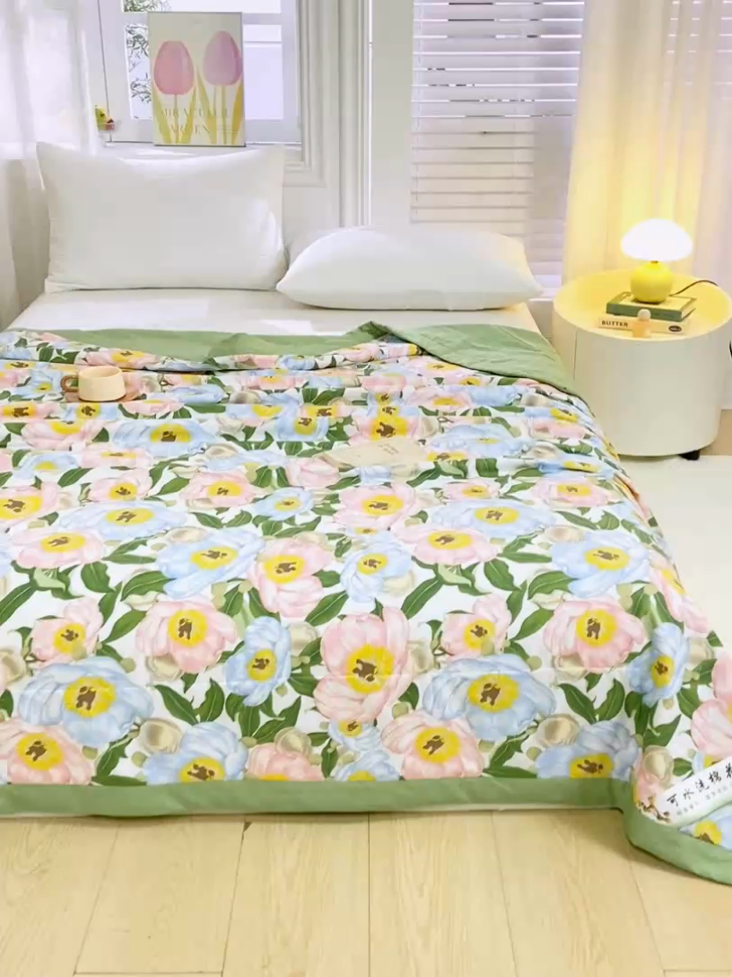 91家纺网 家纺一手货源 找家纺 锦鹭被业 2025新款A类里外全棉印花夏被 雨后彩虹