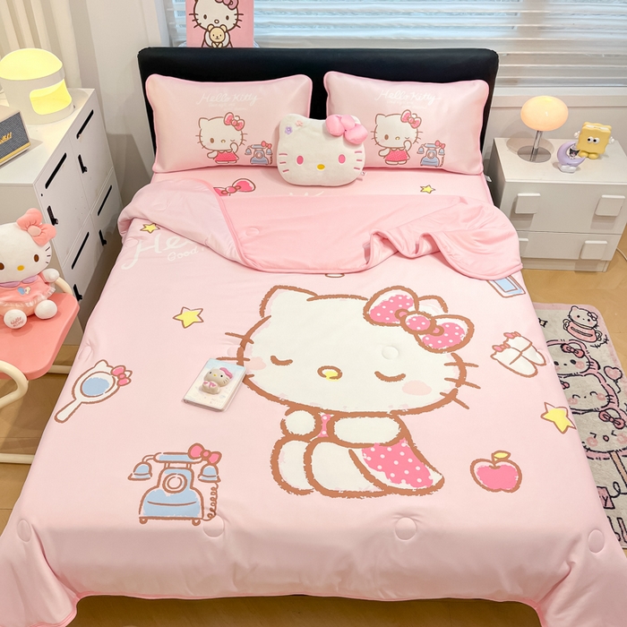 91家纺网 家纺一手货源 找家纺 暮思家居 2025新款正版授权A类大版数码印花三丽鸥可机洗1200D冰丝凉席可组合针织棉夏被四件套床笠款 床笠款-晚安KT